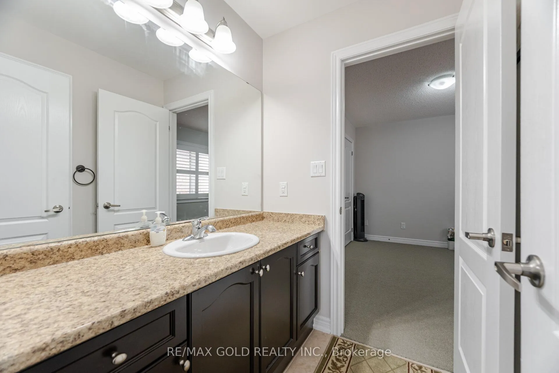 Photo 34 of 22 Ripple Street, Brampton, Sandringham-Wellington — HOMEH