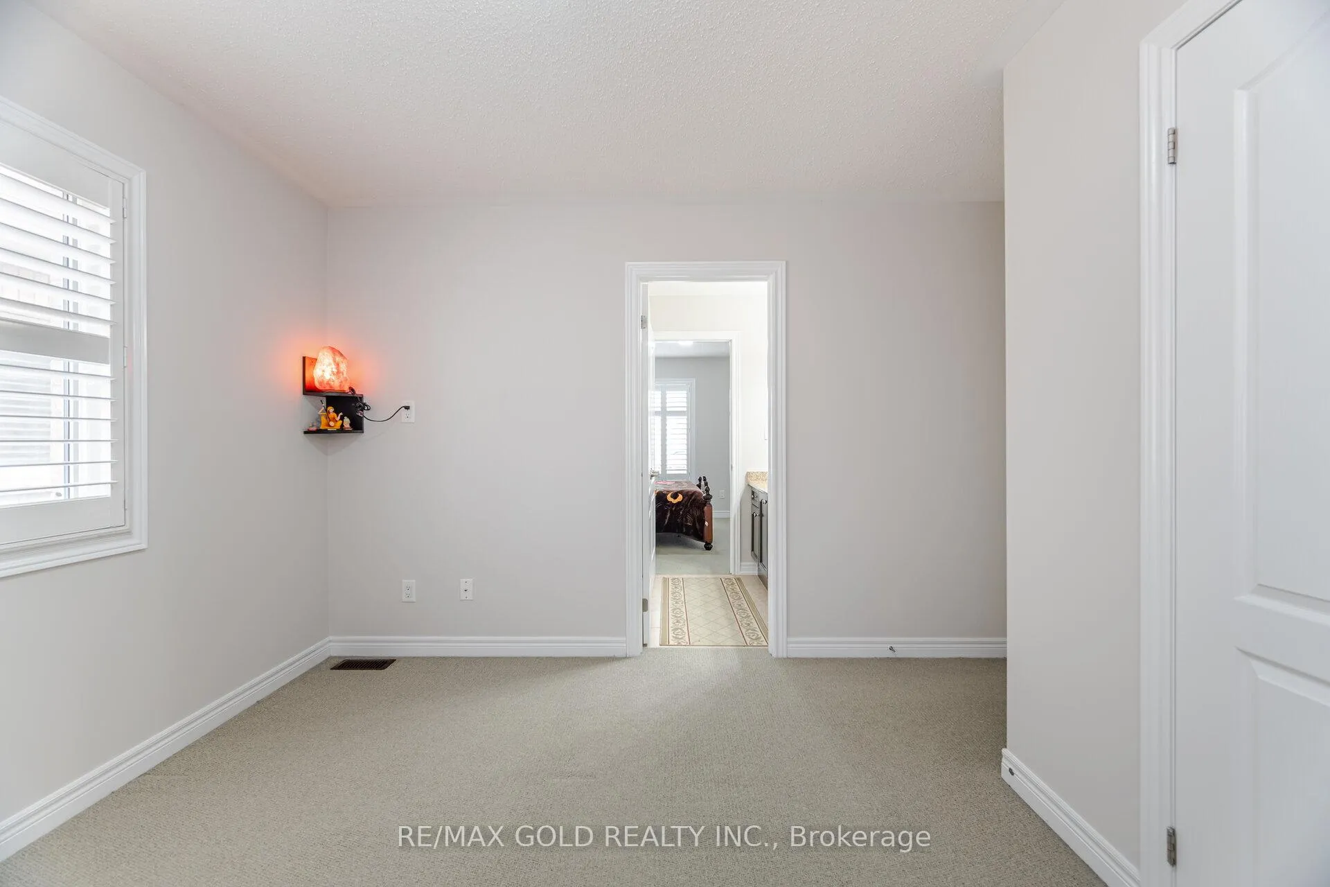 Photo 38 of 22 Ripple Street, Brampton, Sandringham-Wellington — HOMEH