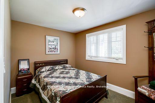 Photo 13 of 230 Ecclestone Drive, Bracebridge — HOMEH