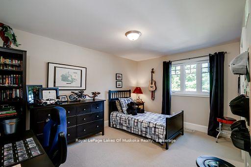 Photo 20 of 230 Ecclestone Drive, Bracebridge — HOMEH
