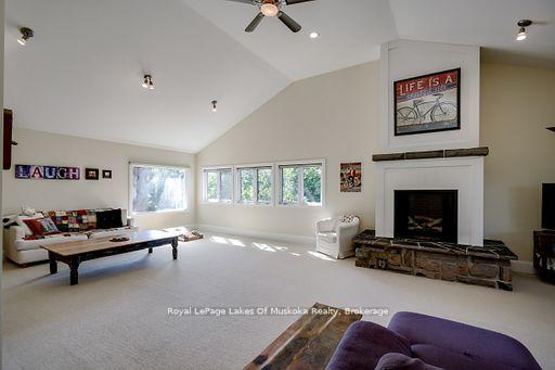 Photo 23 of 230 Ecclestone Drive, Bracebridge — HOMEH