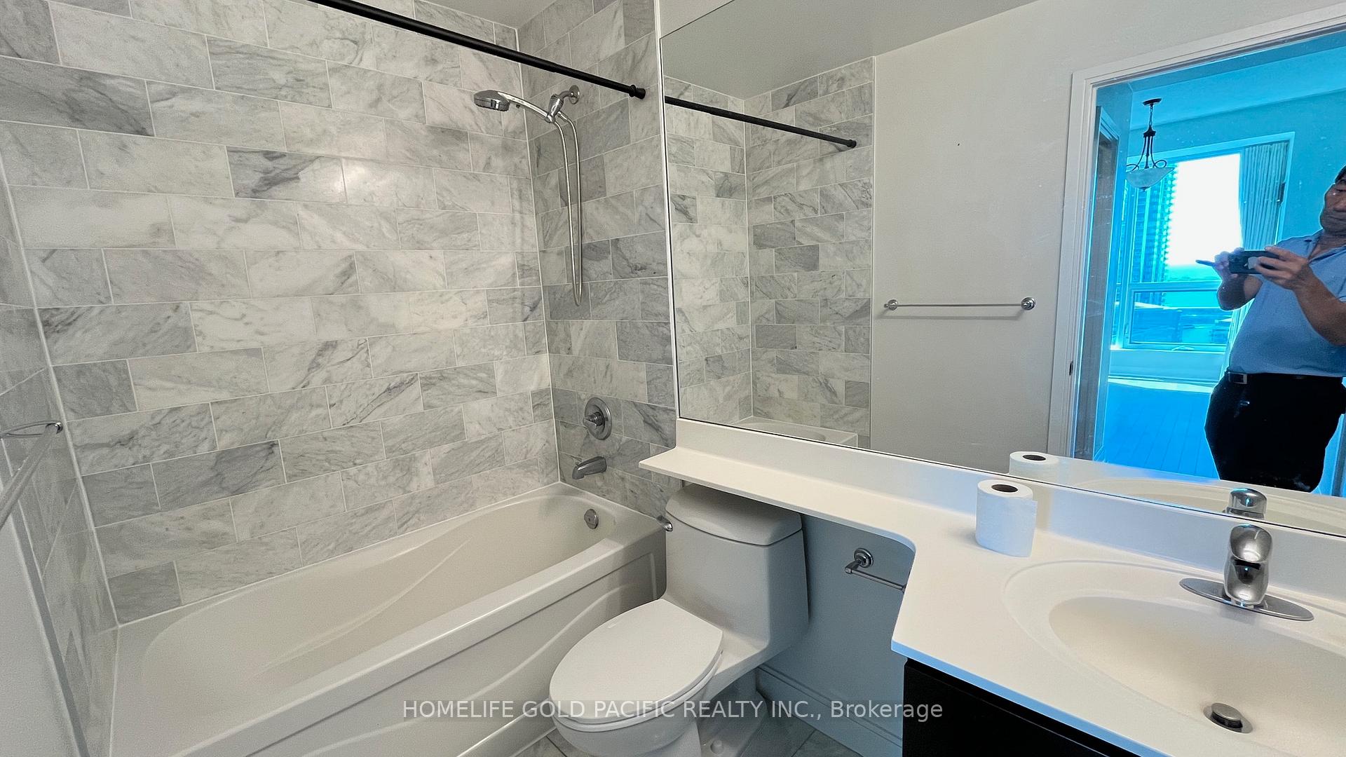 Photo 21 of Unit 3102, 1 Scott Street, Toronto, Waterfront Communities — HOMEH