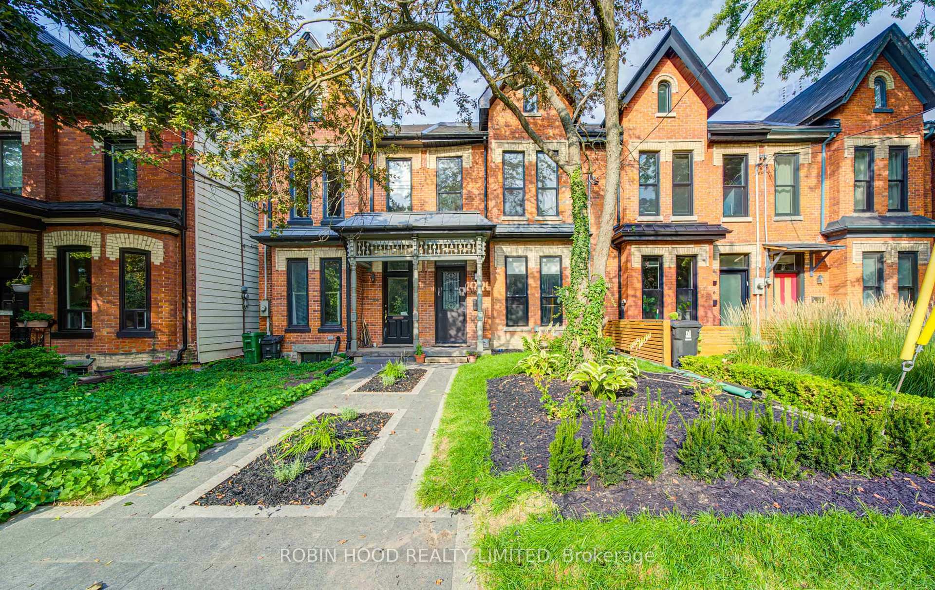 Front of 124 Robert Street