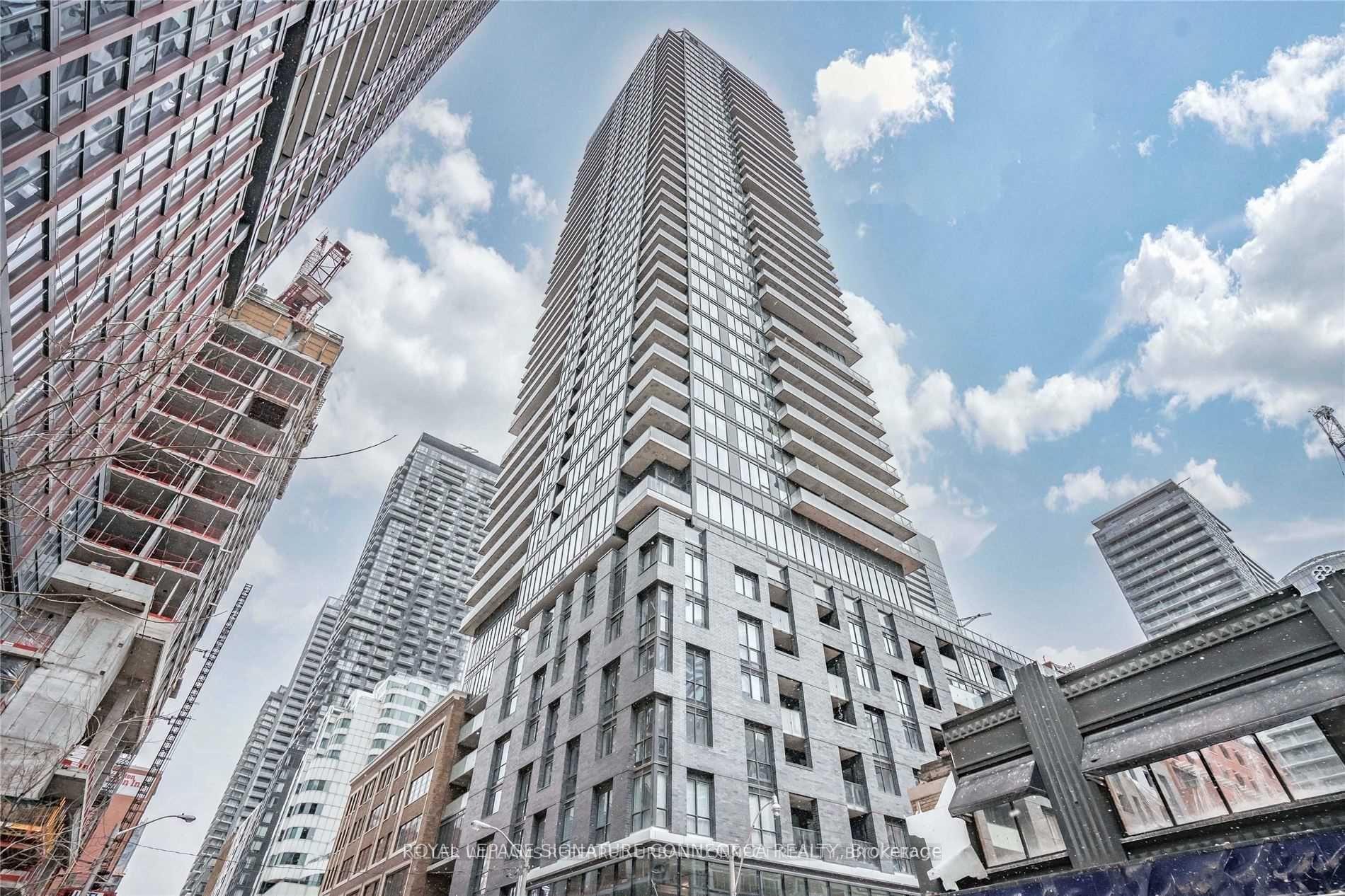 Front of Unit 4003, 115 Blue Jays Way