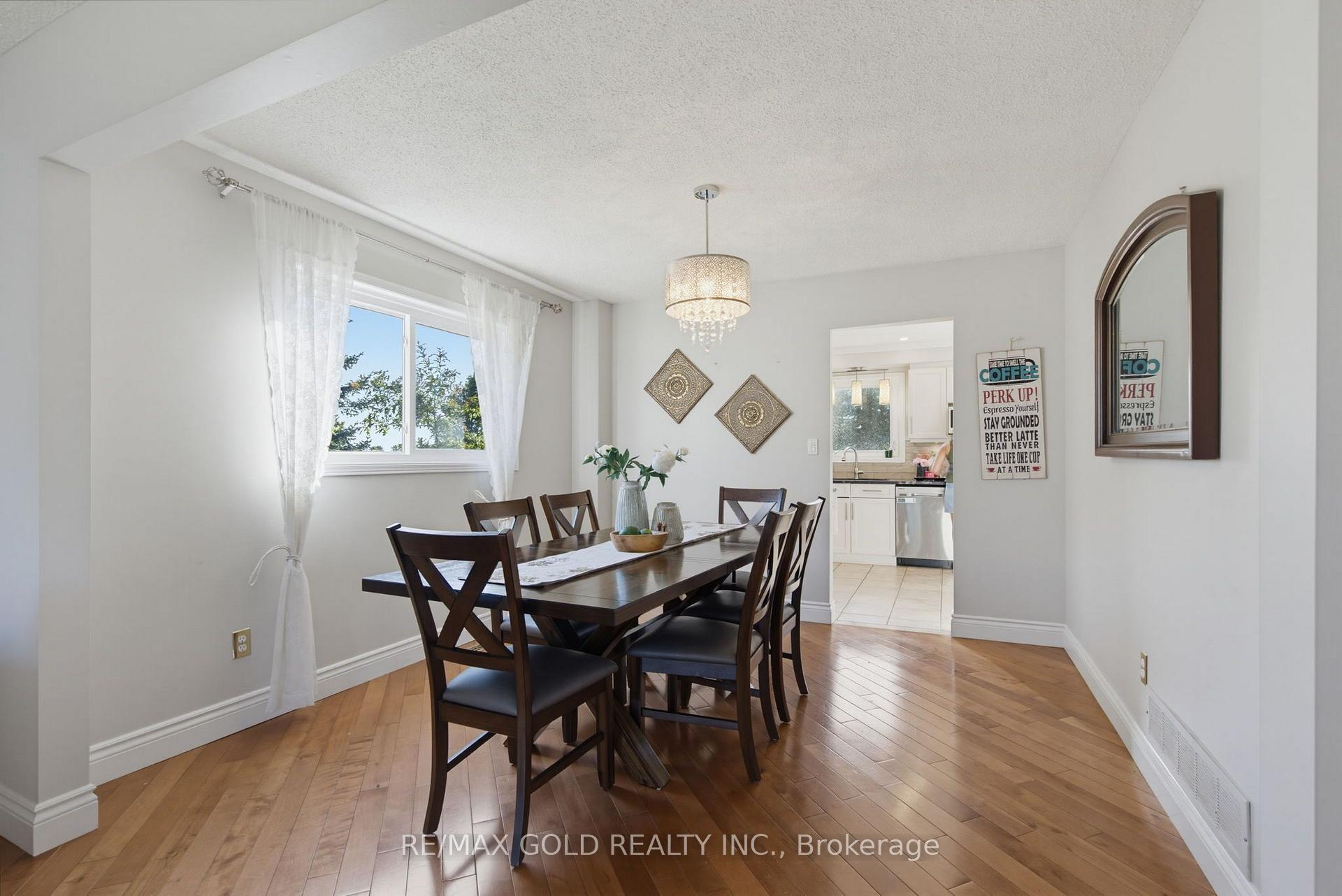 Photo 12 of 38 Silverbirch Place, Whitby, Pringle Creek — HOMEH