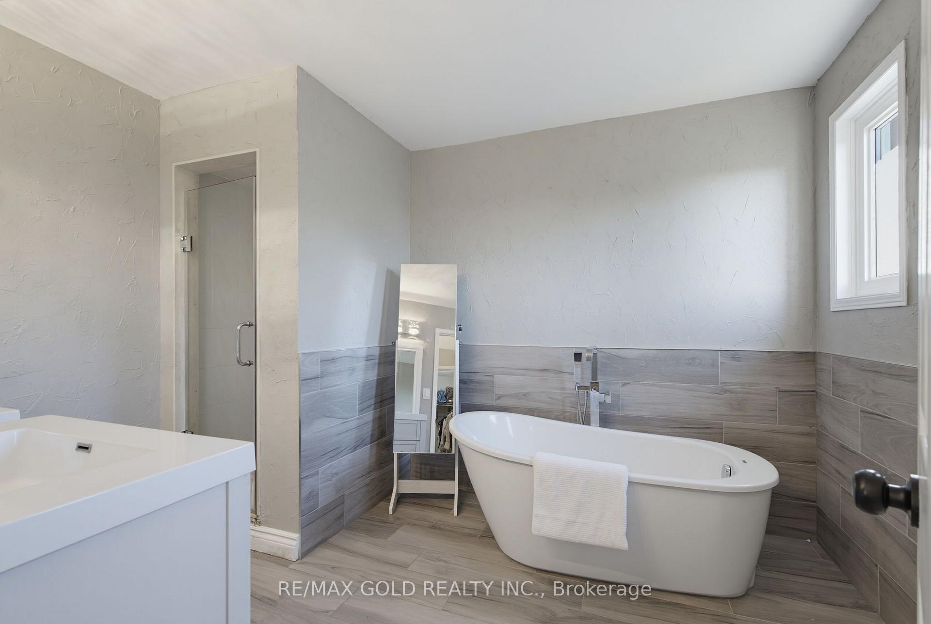 Photo 26 of 38 Silverbirch Place, Whitby, Pringle Creek — HOMEH