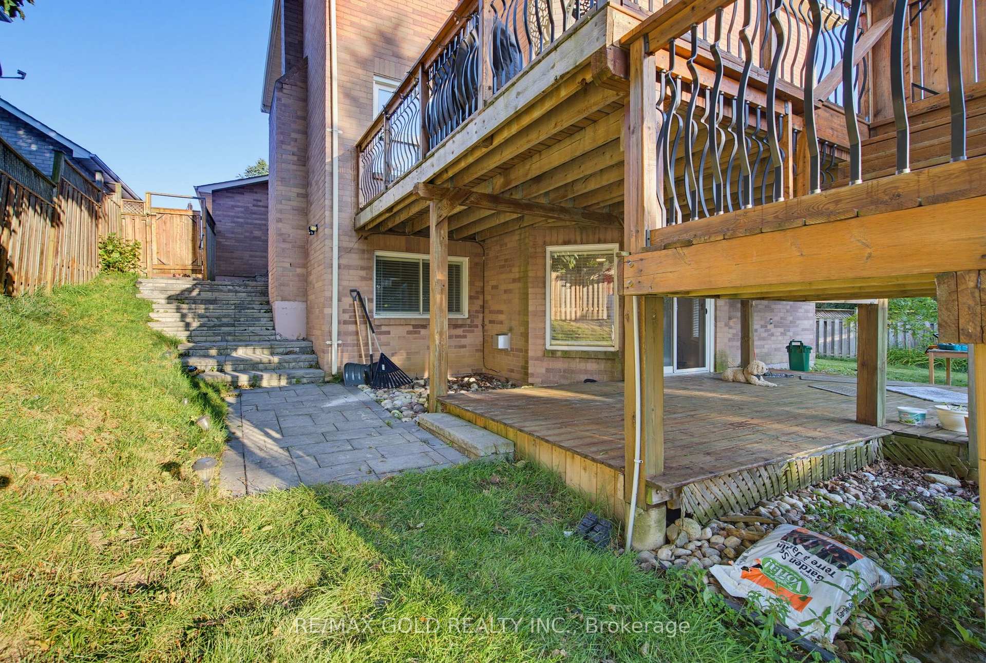 Photo 44 of 38 Silverbirch Place, Whitby, Pringle Creek — HOMEH
