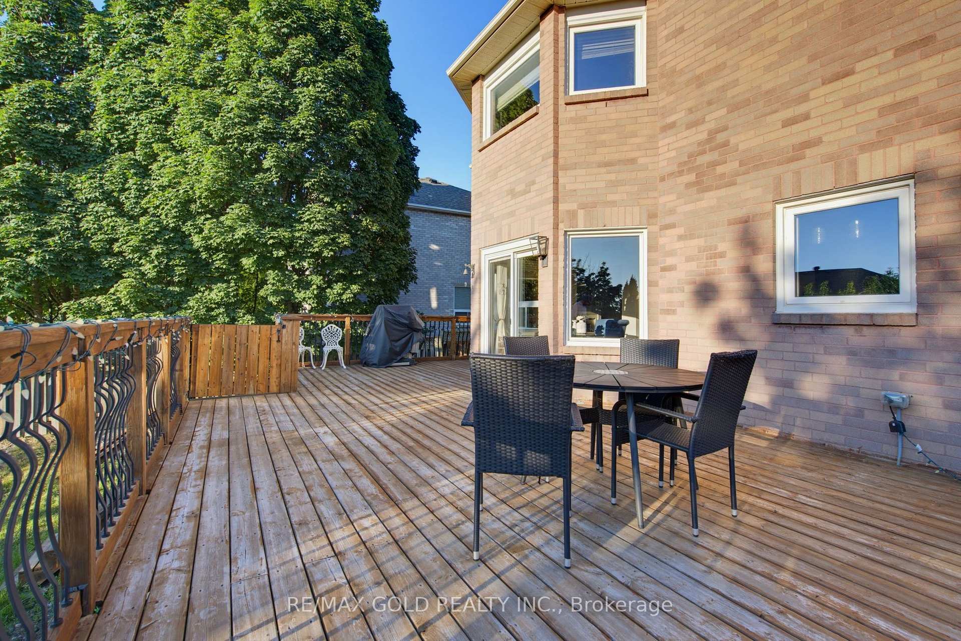 Photo 46 of 38 Silverbirch Place, Whitby, Pringle Creek — HOMEH