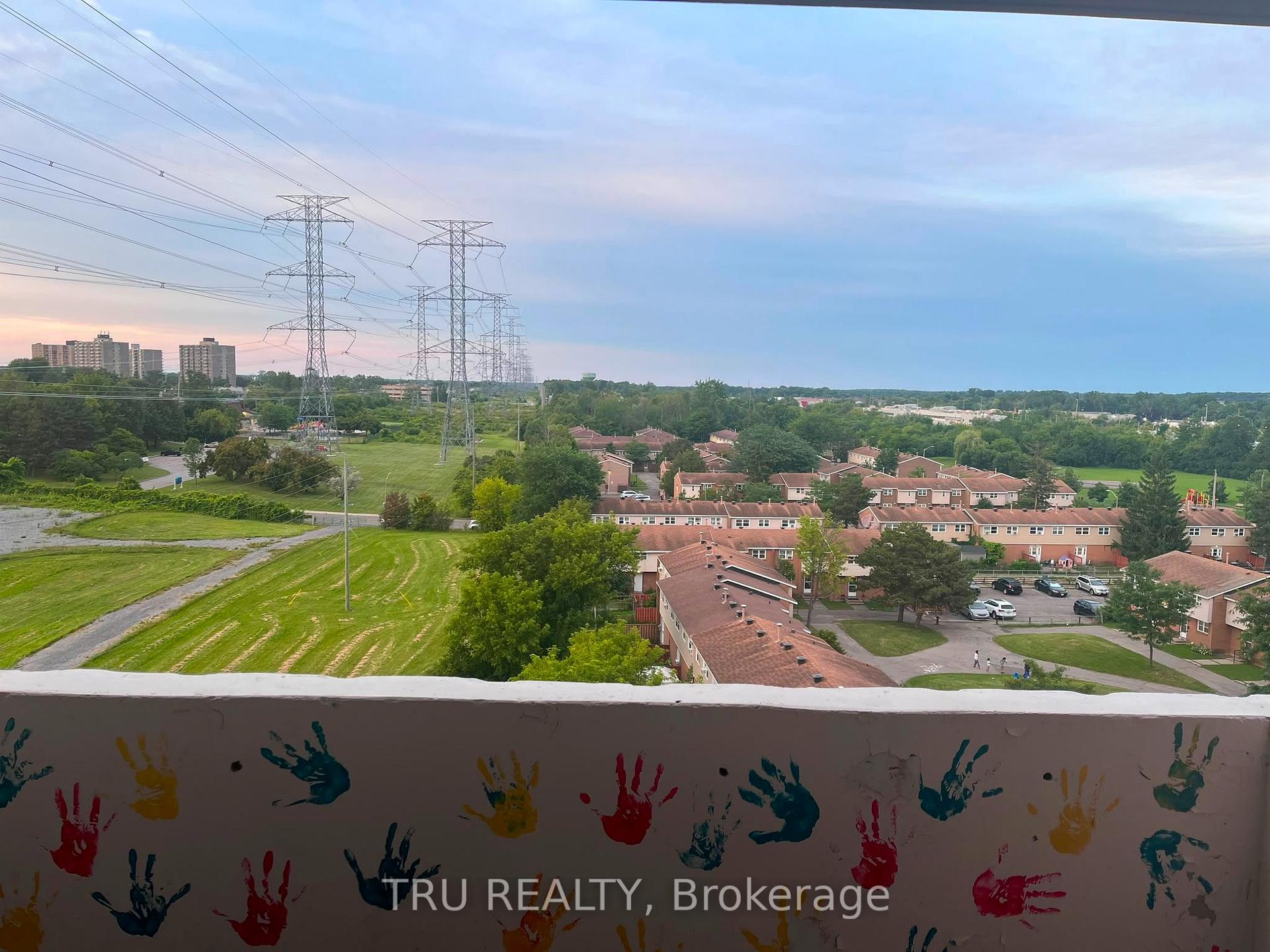 Photo 8 of Unit 801, 2019 Bank Street, Ottawa, Ellwood — HOMEH