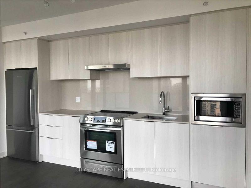 Photo 6 of Unit 1717, 25 Richmond Street E, Toronto, Church-Yonge Corridor — HOMEH