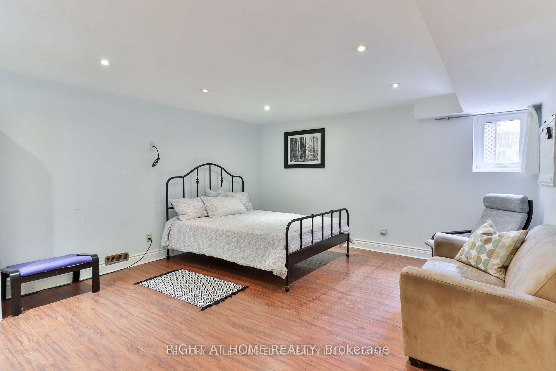 Photo 8 of Unit (Bsmt), 143 Gamble Avenue, Toronto, East York — HOMEH