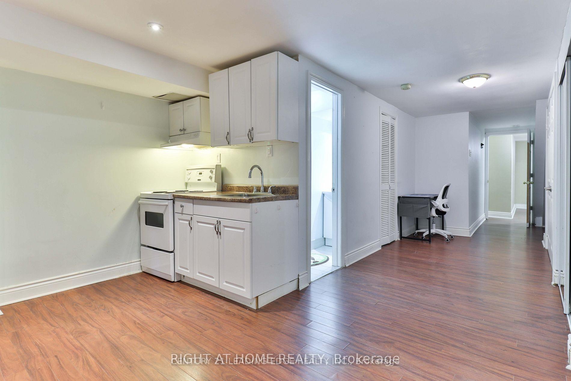 Photo 4 of Unit (Bsmt), 143 Gamble Avenue, Toronto, East York — HOMEH