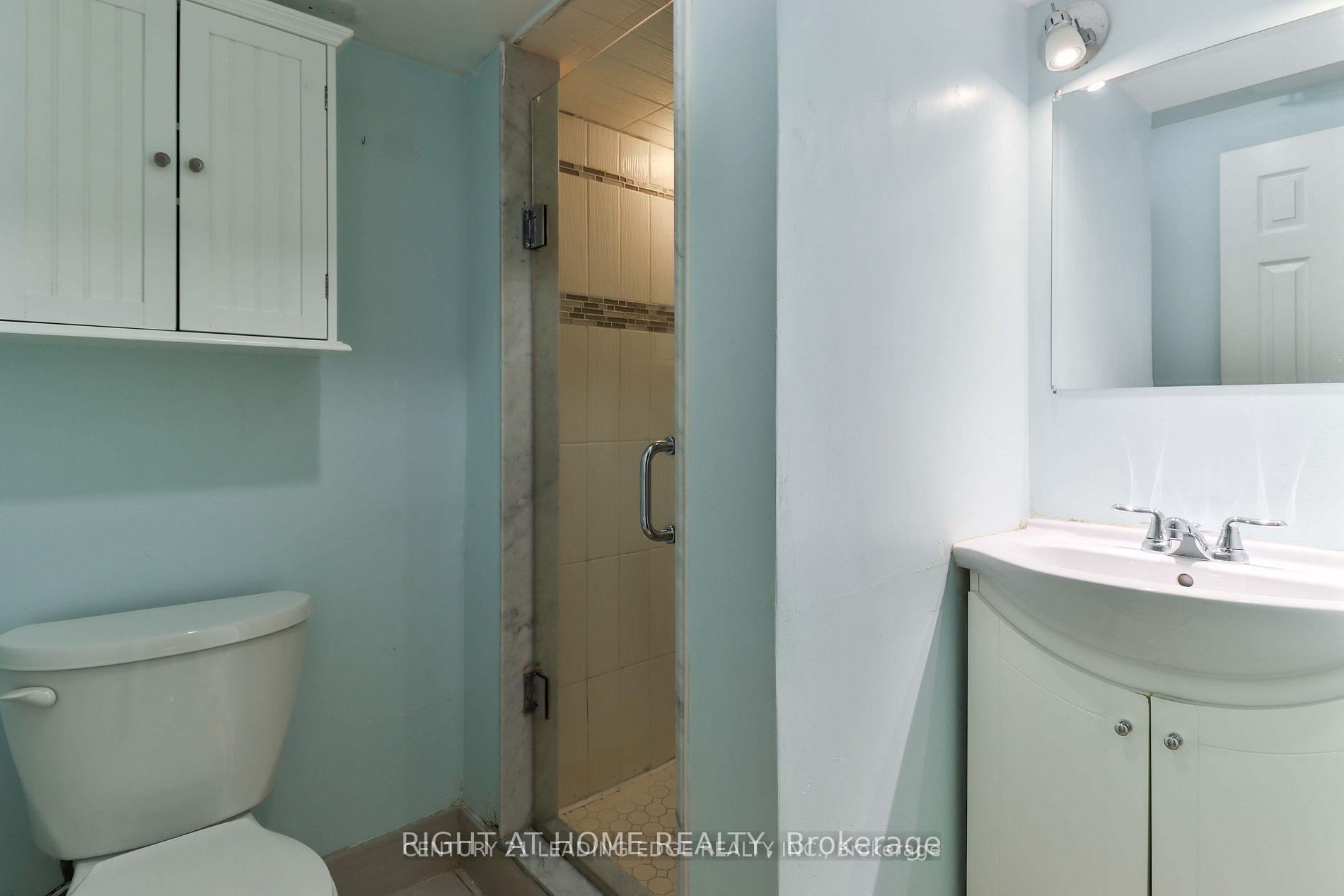 Photo 9 of Unit (Bsmt), 143 Gamble Avenue, Toronto, East York — HOMEH