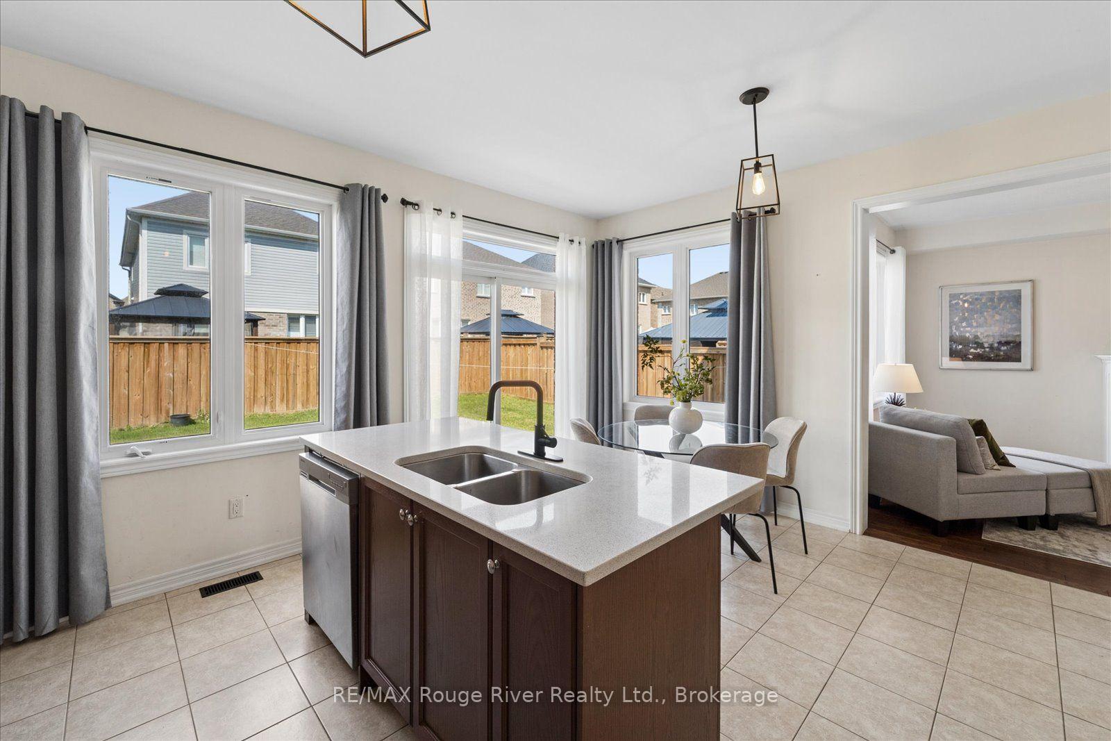 Photo 27 of 12 Bill Hutchinson Crescent, Clarington, Bowmanville — HOMEH