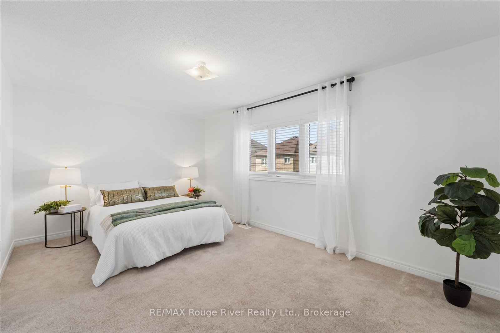 Photo 32 of 12 Bill Hutchinson Crescent, Clarington, Bowmanville — HOMEH