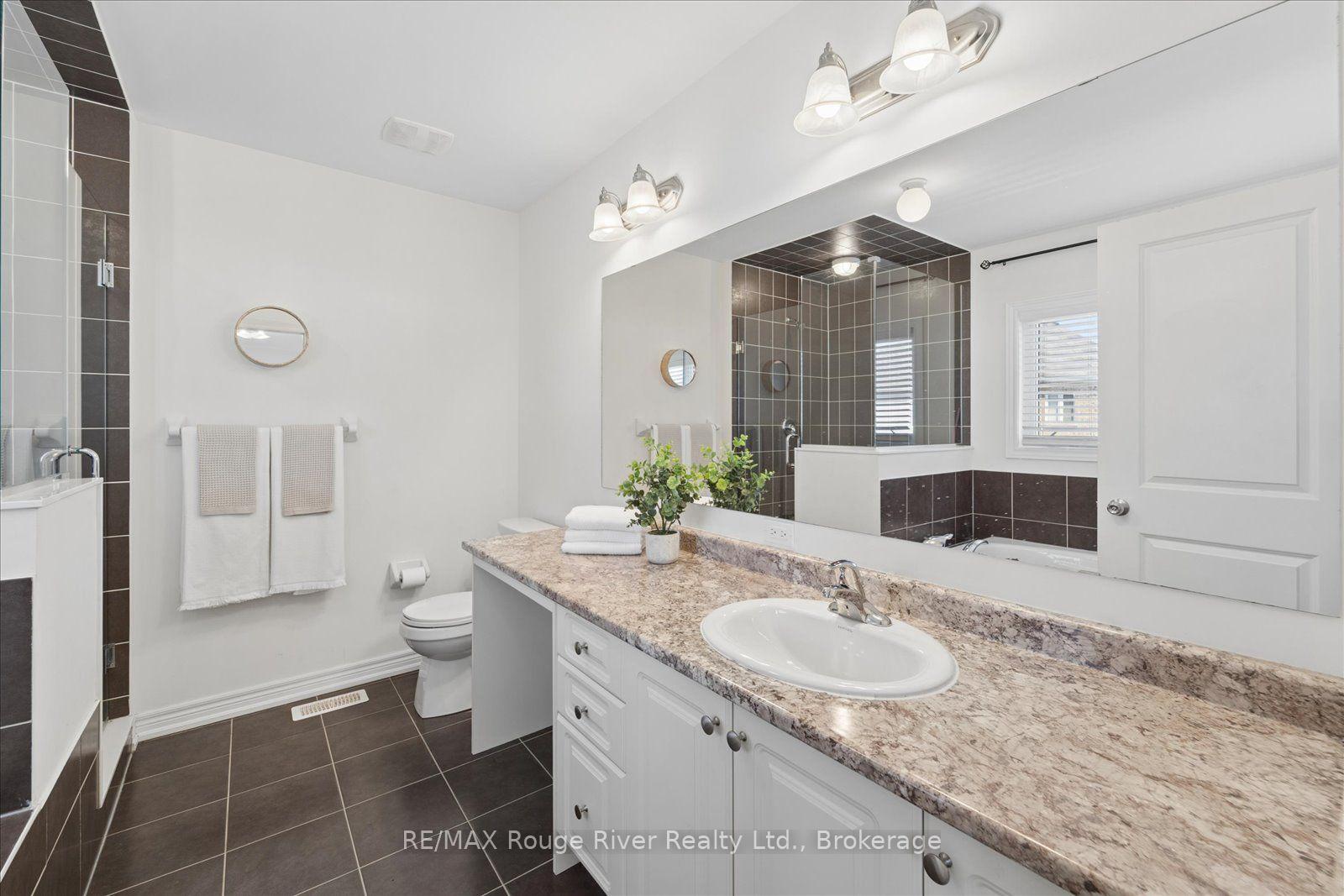 Photo 35 of 12 Bill Hutchinson Crescent, Clarington, Bowmanville — HOMEH