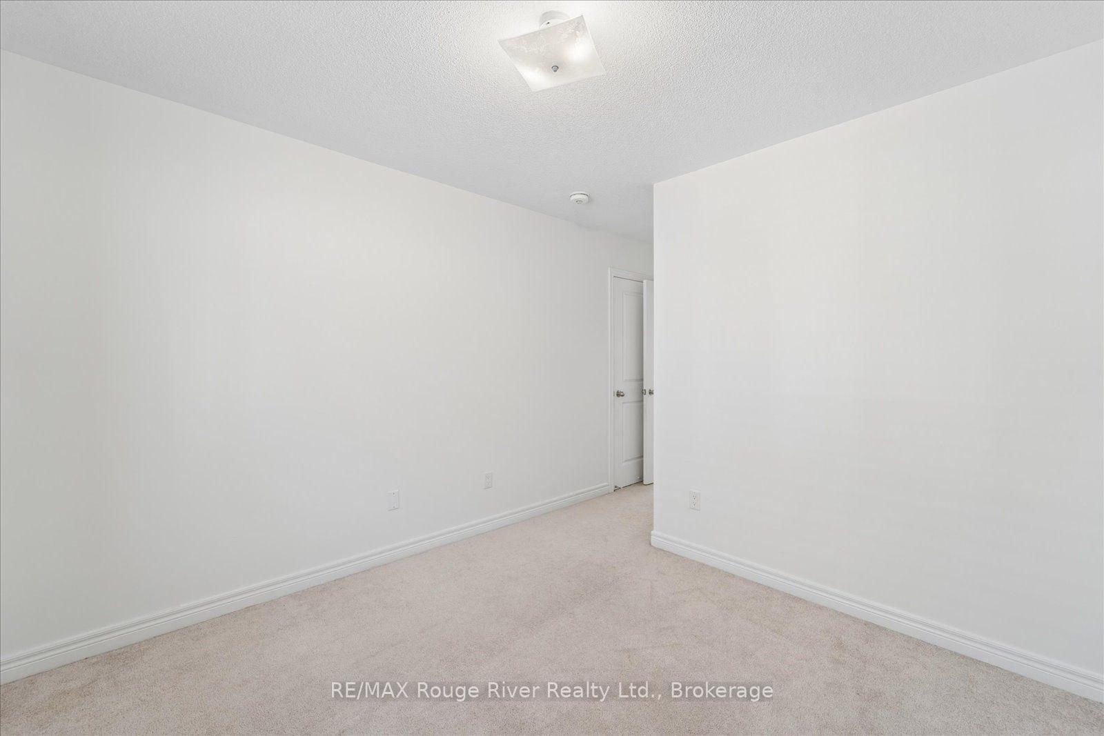 Photo 44 of 12 Bill Hutchinson Crescent, Clarington, Bowmanville — HOMEH