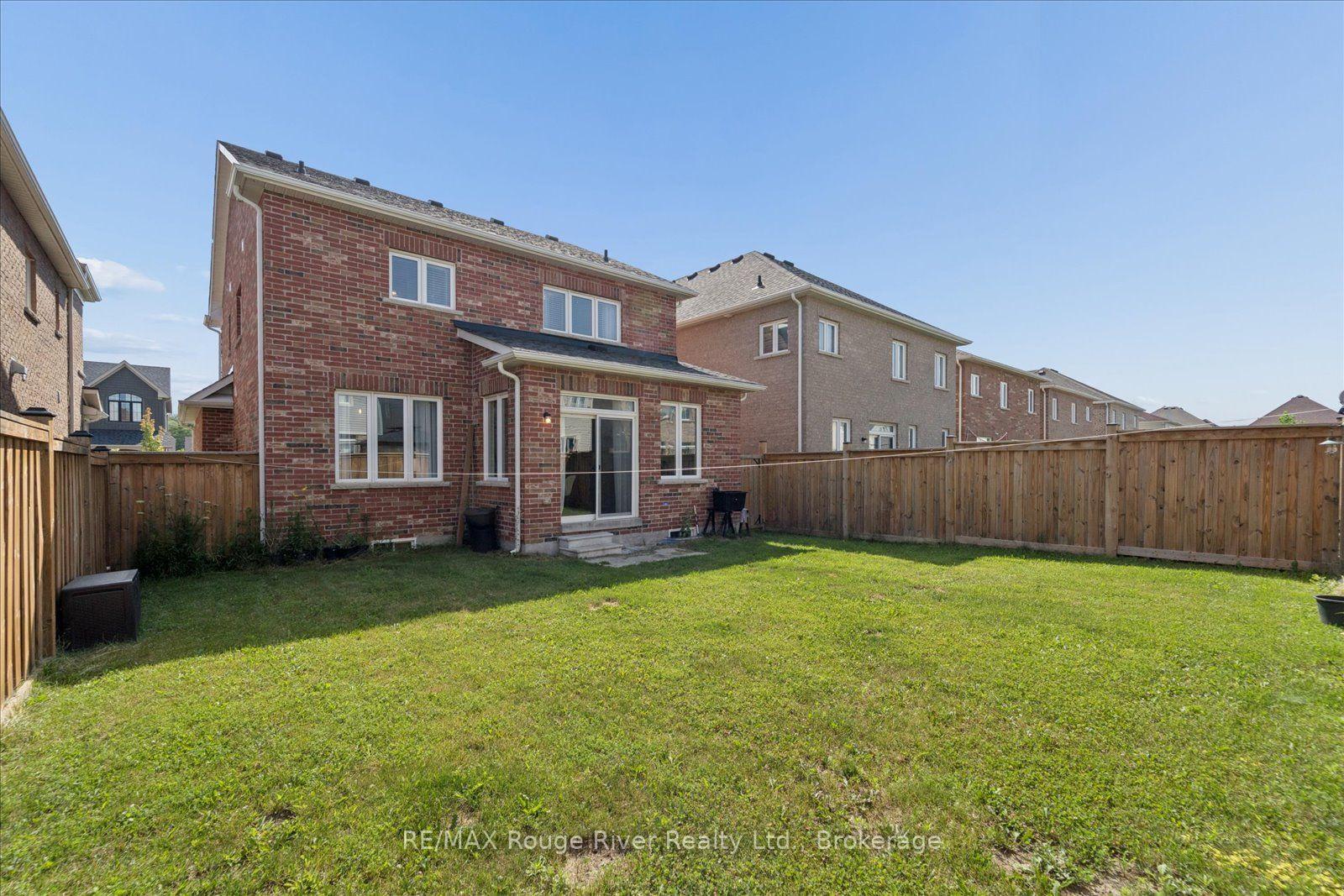 Photo 47 of 12 Bill Hutchinson Crescent, Clarington, Bowmanville — HOMEH