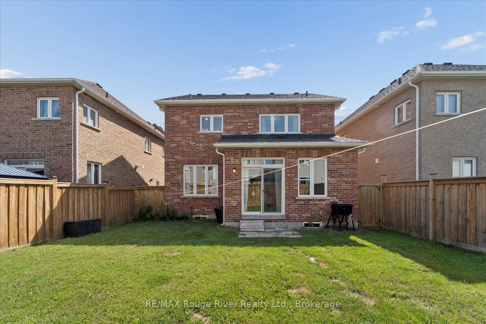 Photo 48 of 12 Bill Hutchinson Crescent, Clarington, Bowmanville — HOMEH