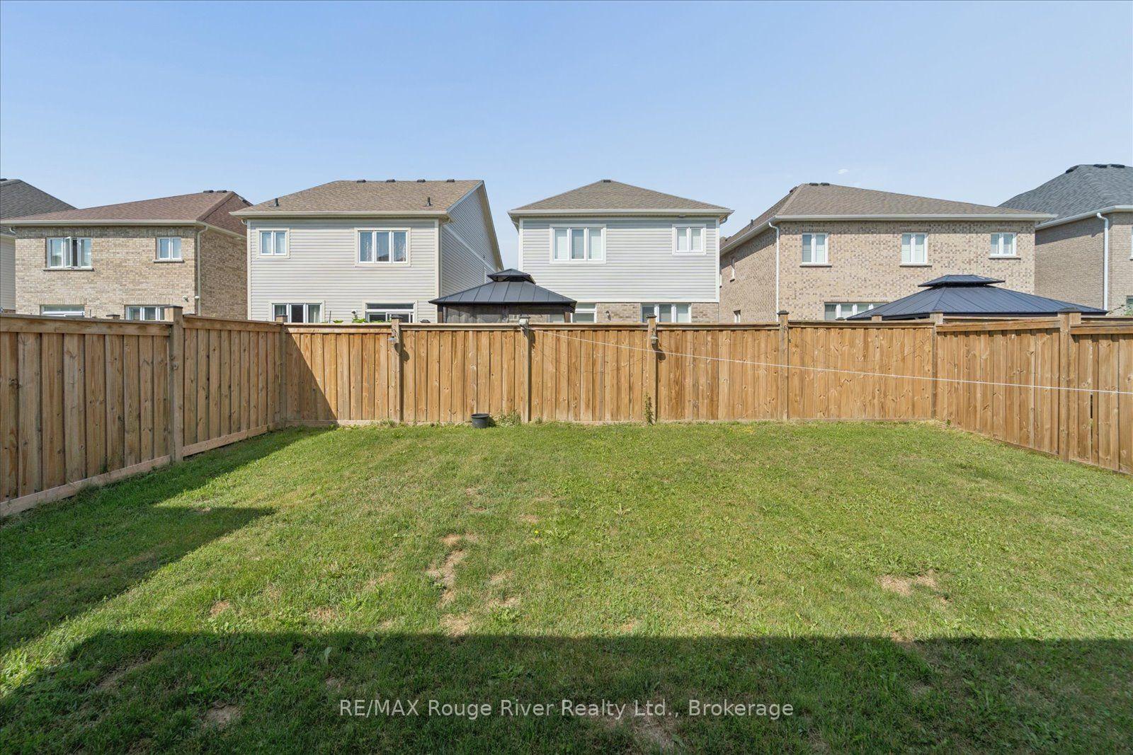Photo 50 of 12 Bill Hutchinson Crescent, Clarington, Bowmanville — HOMEH