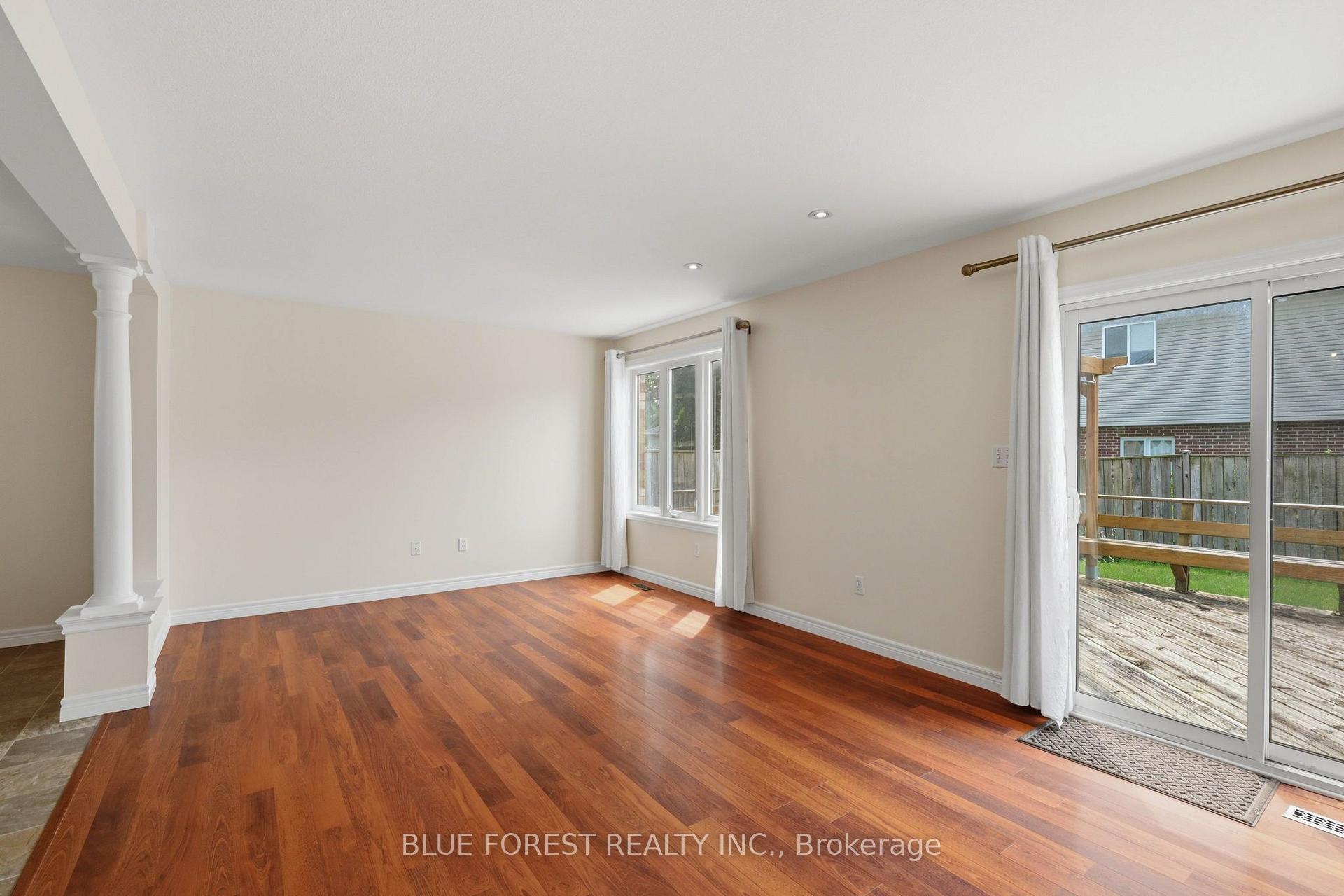 Photo 18 of 1888 Stackhouse Crescent, London, North C — HOMEH