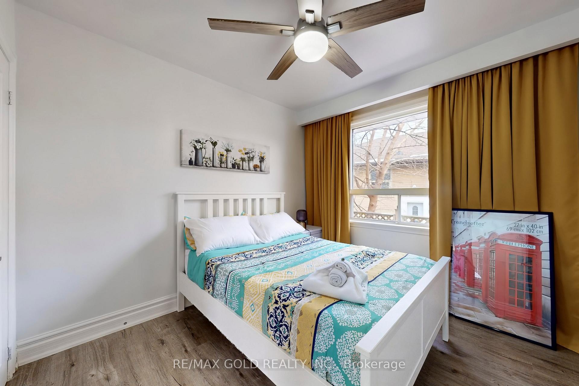 Photo 24 of 189 Kingsview Boulevard, Etobicoke, Kingsview Village-The Westway — HOMEH