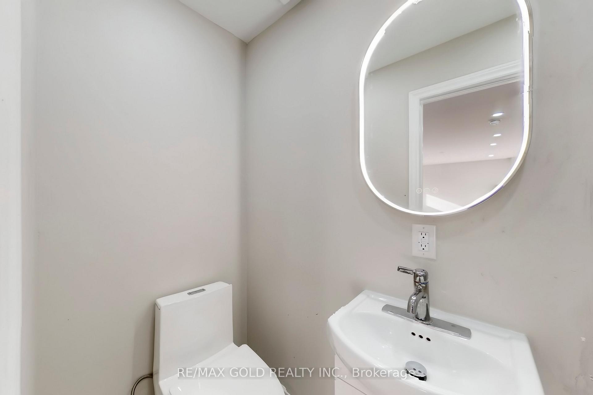 Photo 42 of 189 Kingsview Boulevard, Etobicoke, Kingsview Village-The Westway — HOMEH