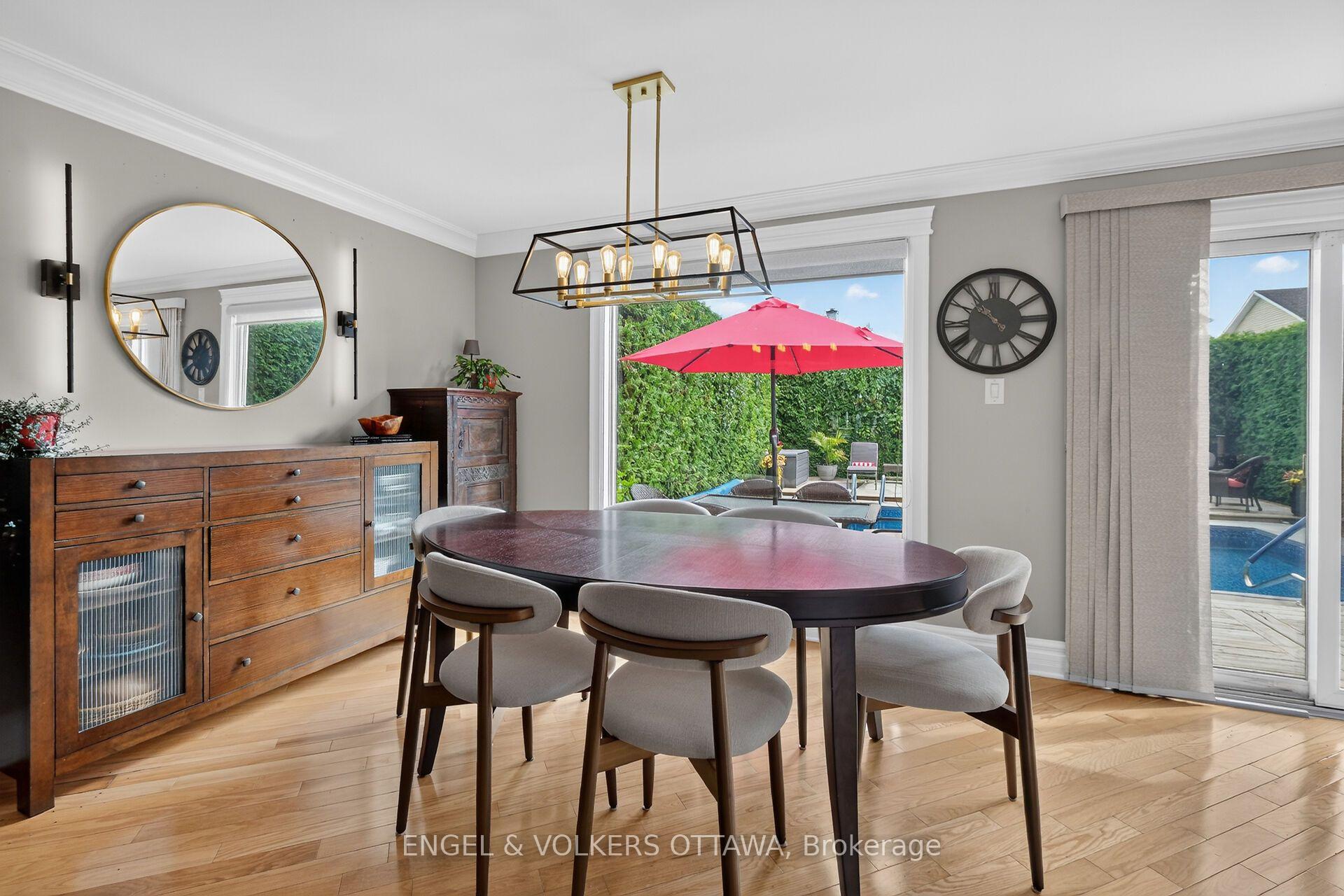 Photo 6 of 1069 St Germain Crescent, Ottawa, Convent Glen North — HOMEH