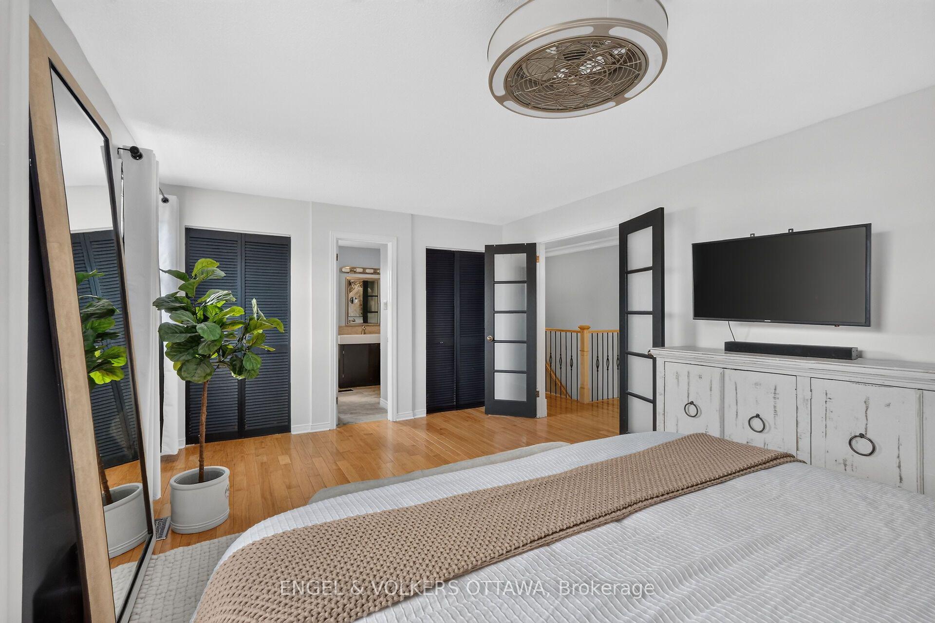 Photo 28 of 1069 St Germain Crescent, Ottawa, Convent Glen North — HOMEH