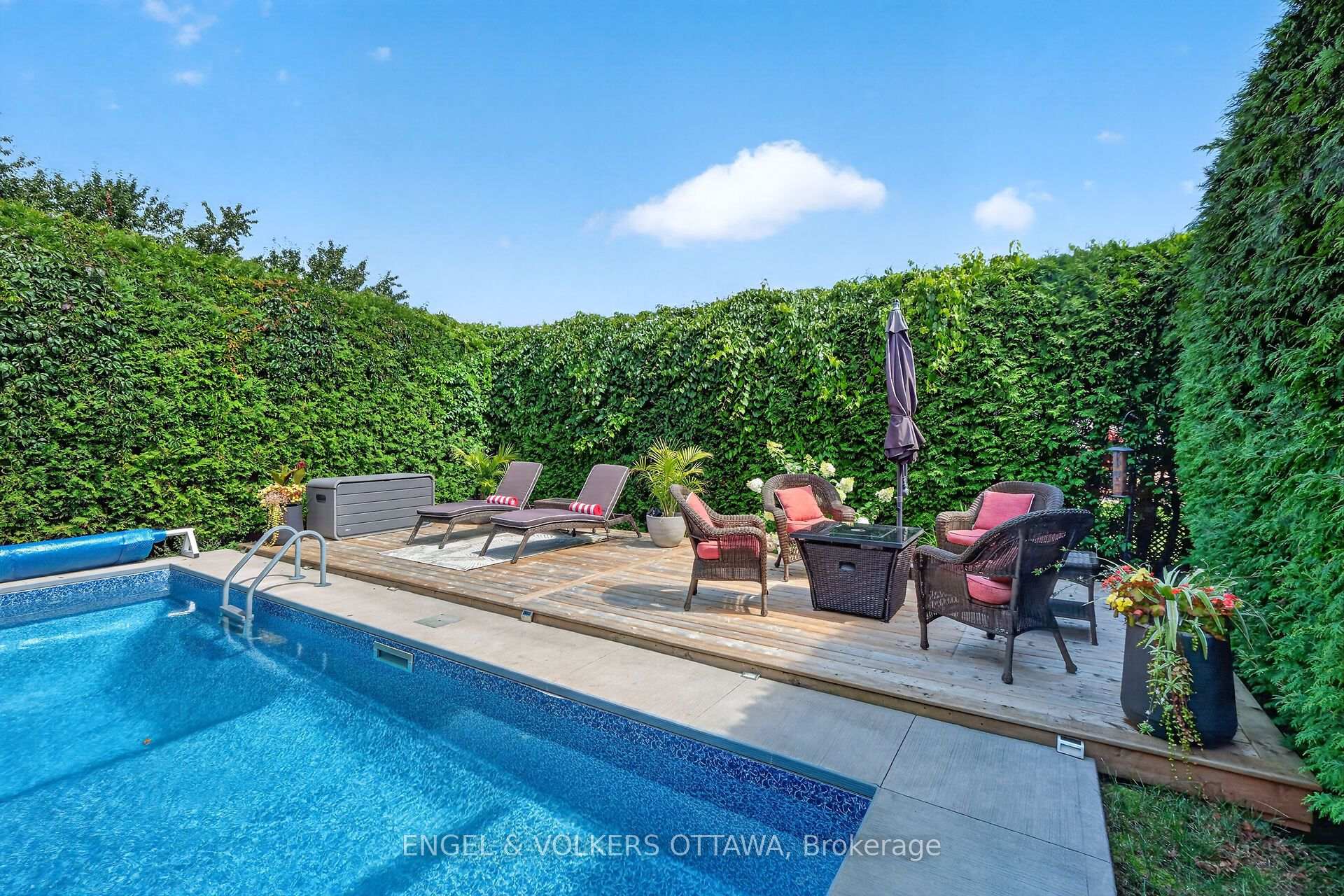 Photo 67 of 1069 St Germain Crescent, Ottawa, Convent Glen North — HOMEH