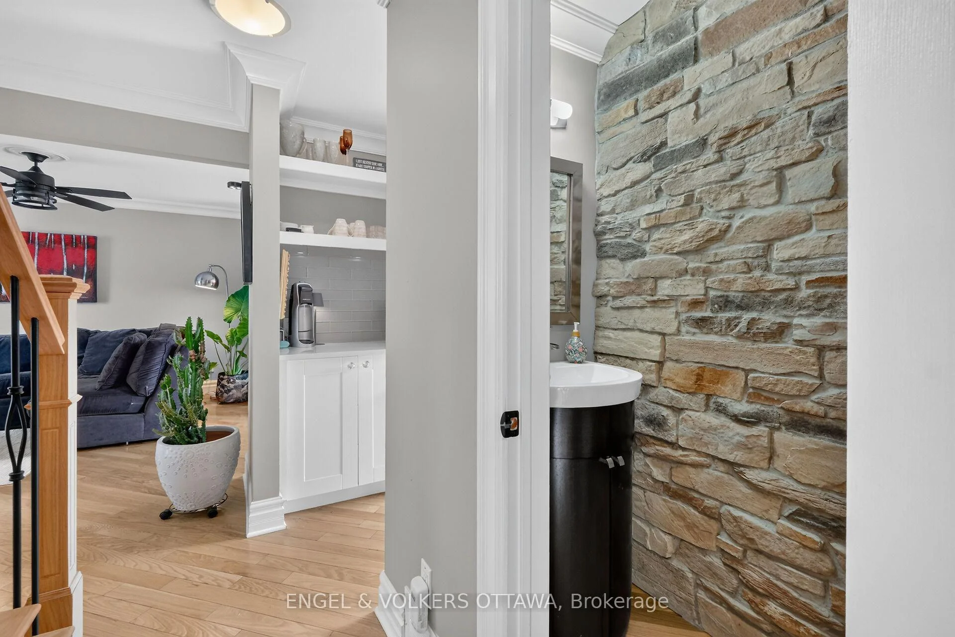 Photo 25 of 1069 St Germain Crescent, Ottawa, Convent Glen North — HOMEH