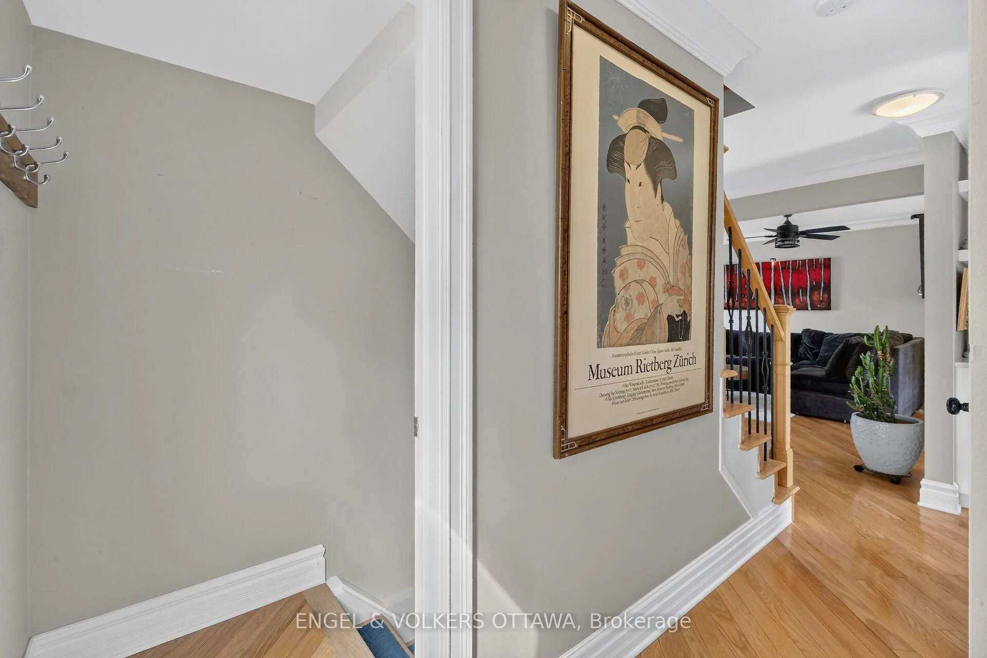 Photo 27 of 1069 St Germain Crescent, Ottawa, Convent Glen North — HOMEH