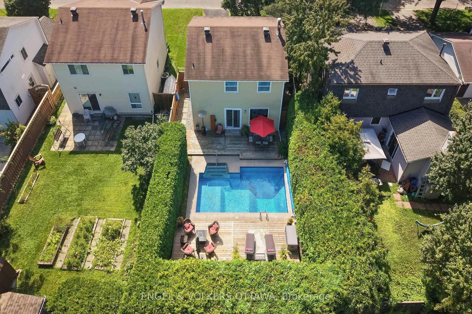 Photo 75 of 1069 St Germain Crescent, Ottawa, Convent Glen North — HOMEH