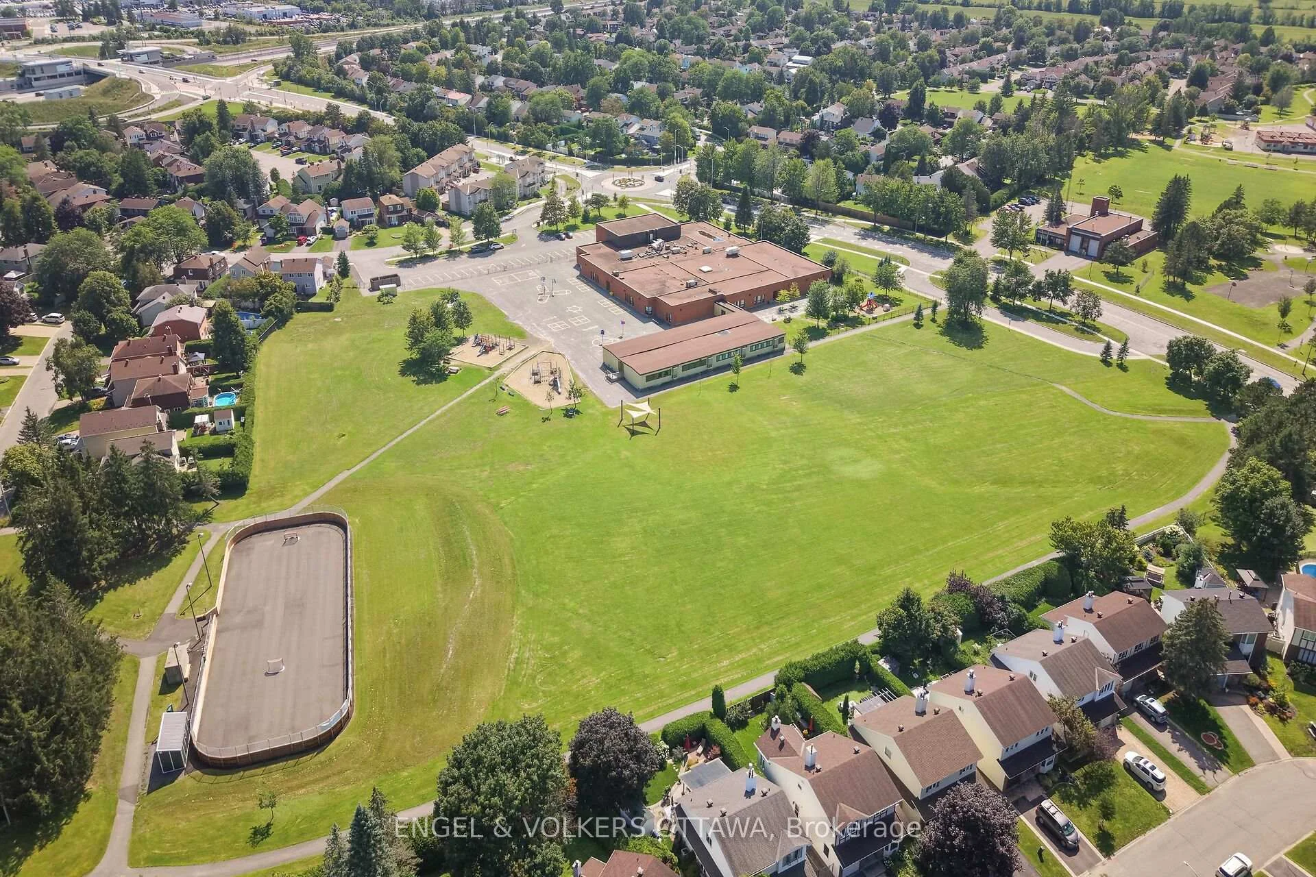 Photo 79 of 1069 St Germain Crescent, Ottawa, Convent Glen North — HOMEH