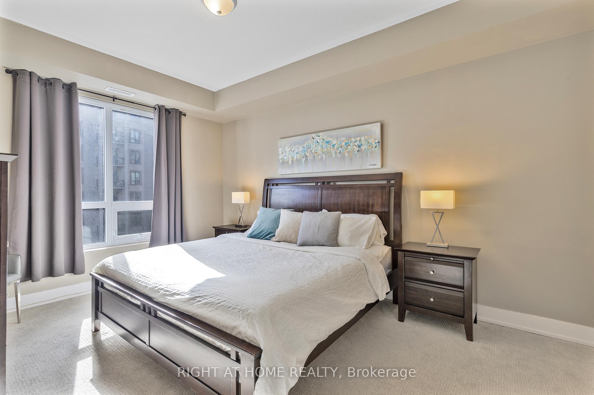 Photo 8 of Unit 423, 2486 Old Bronte Road, Oakville, Westmount — HOMEH