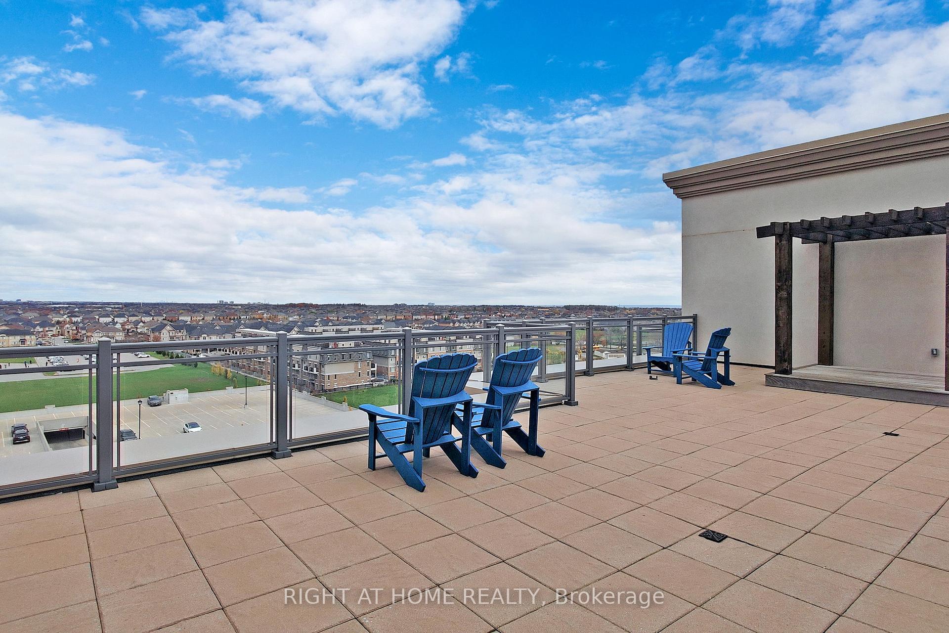 Photo 16 of Unit 423, 2486 Old Bronte Road, Oakville, Westmount — HOMEH