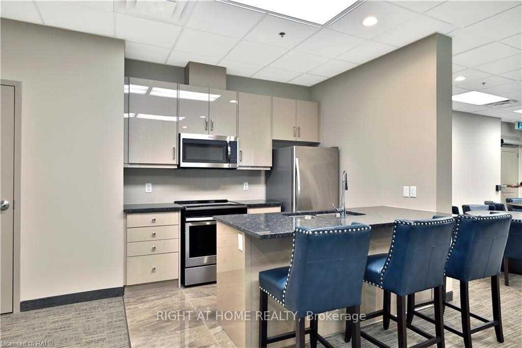 Photo 18 of Unit 423, 2486 Old Bronte Road, Oakville, Westmount — HOMEH