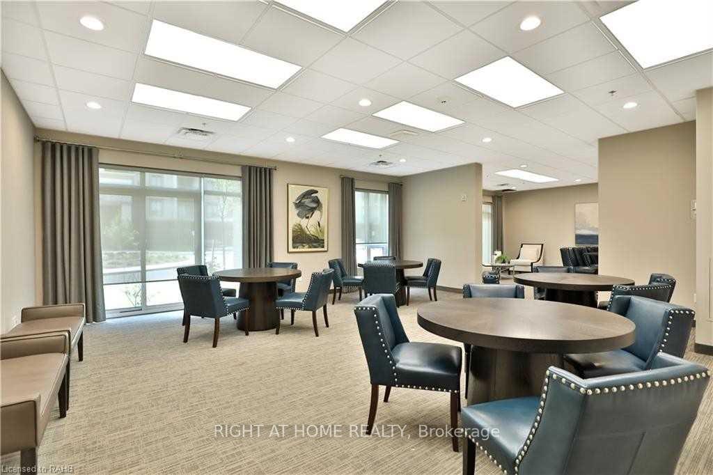 Photo 19 of Unit 423, 2486 Old Bronte Road, Oakville, Westmount — HOMEH