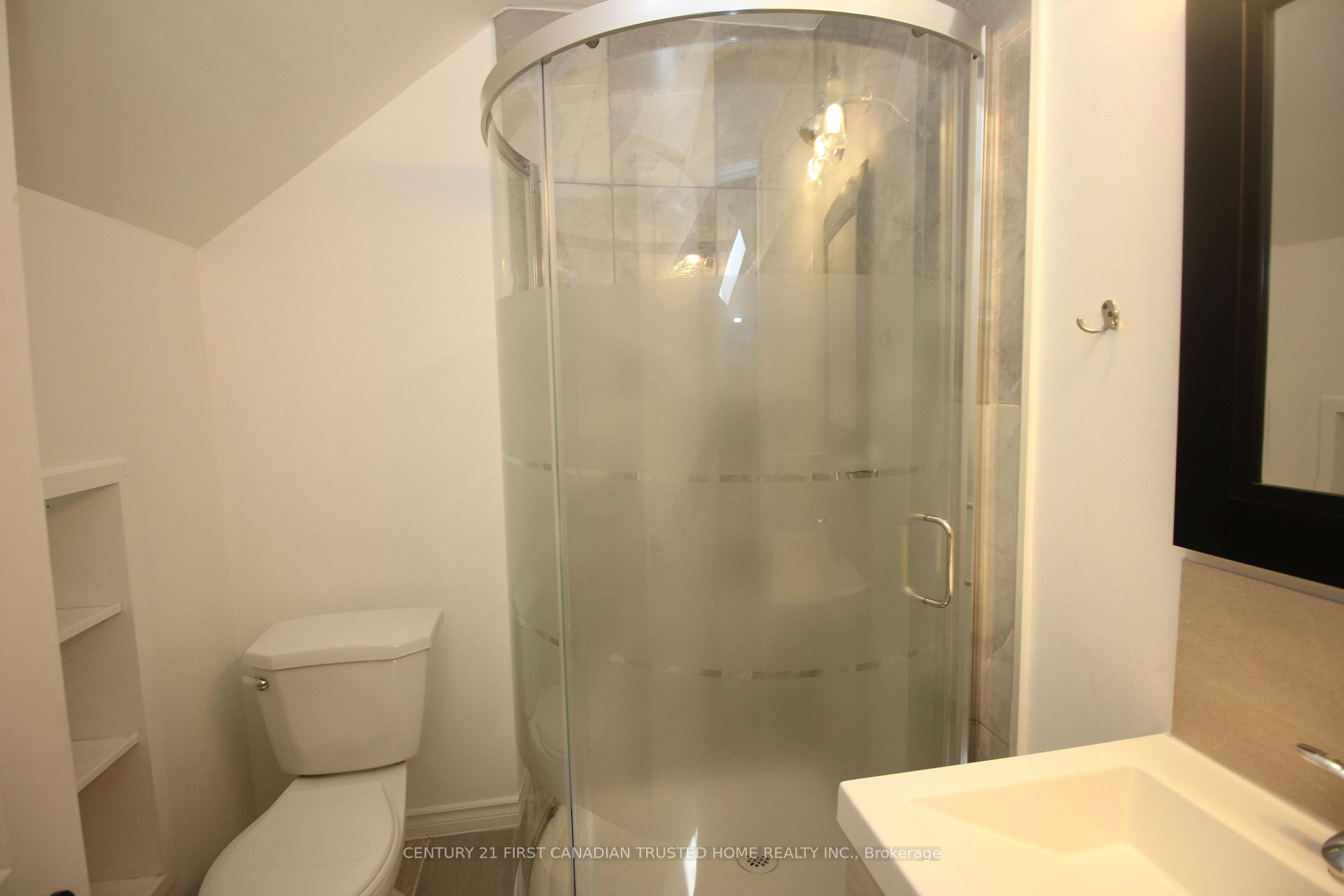 Photo 13 of Unit Upper, 12 Weston Street, London, South H — HOMEH