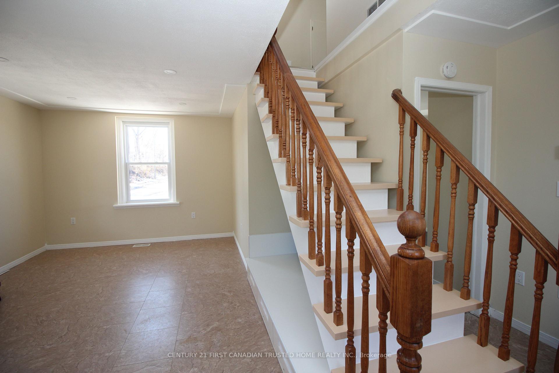 Photo 14 of Unit Upper, 12 Weston Street, London, South H — HOMEH