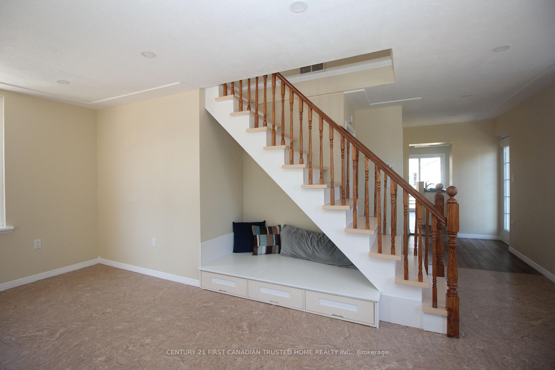 Photo 16 of Unit Upper, 12 Weston Street, London, South H — HOMEH