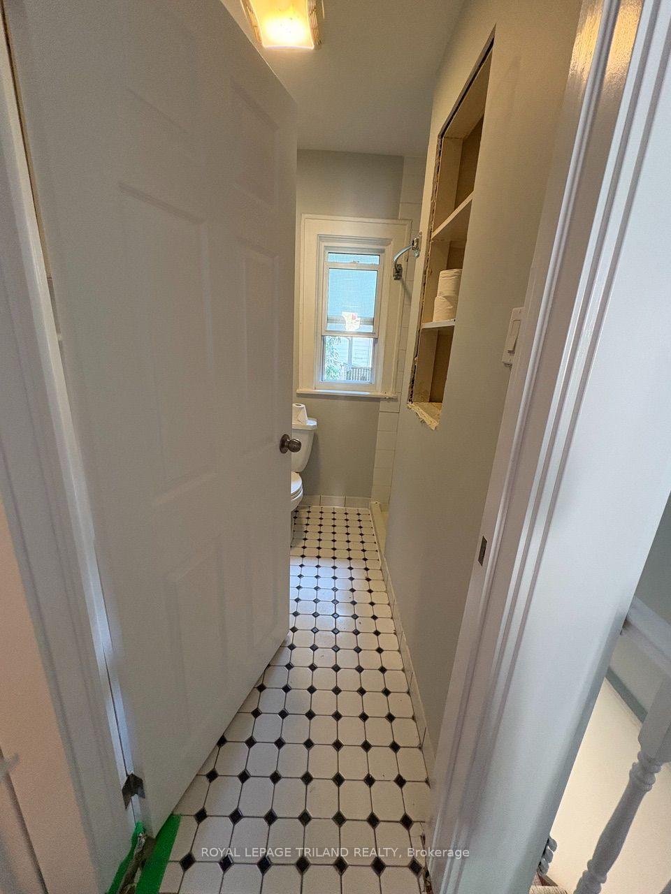 Photo 8 of 193 Huron Street, London, East B — HOMEH