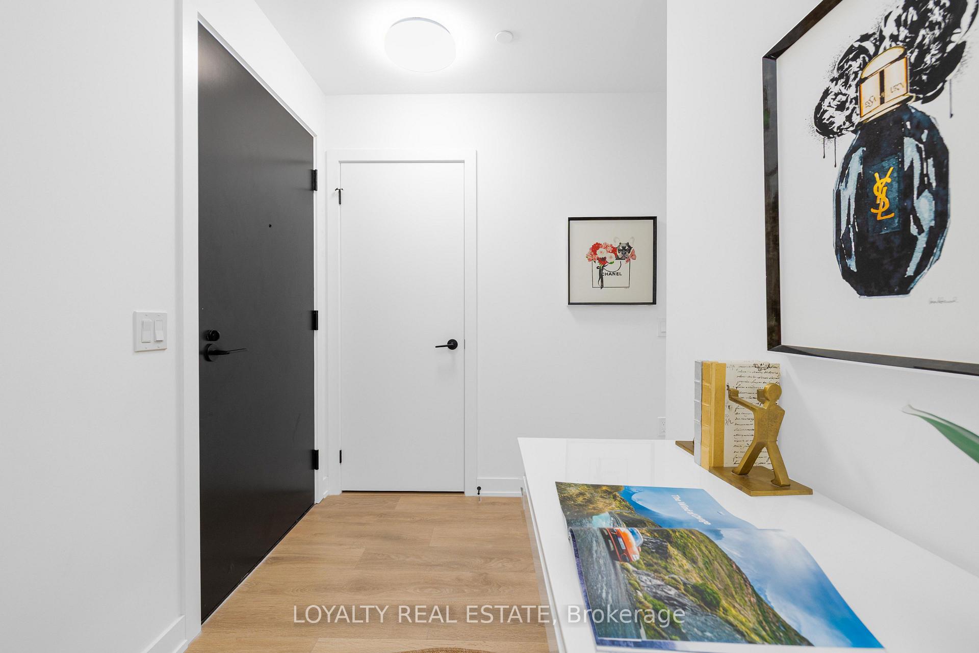 Photo 14 of Unit 211, 117 Broadway Avenue, Toronto, Mount Pleasant West — HOMEH