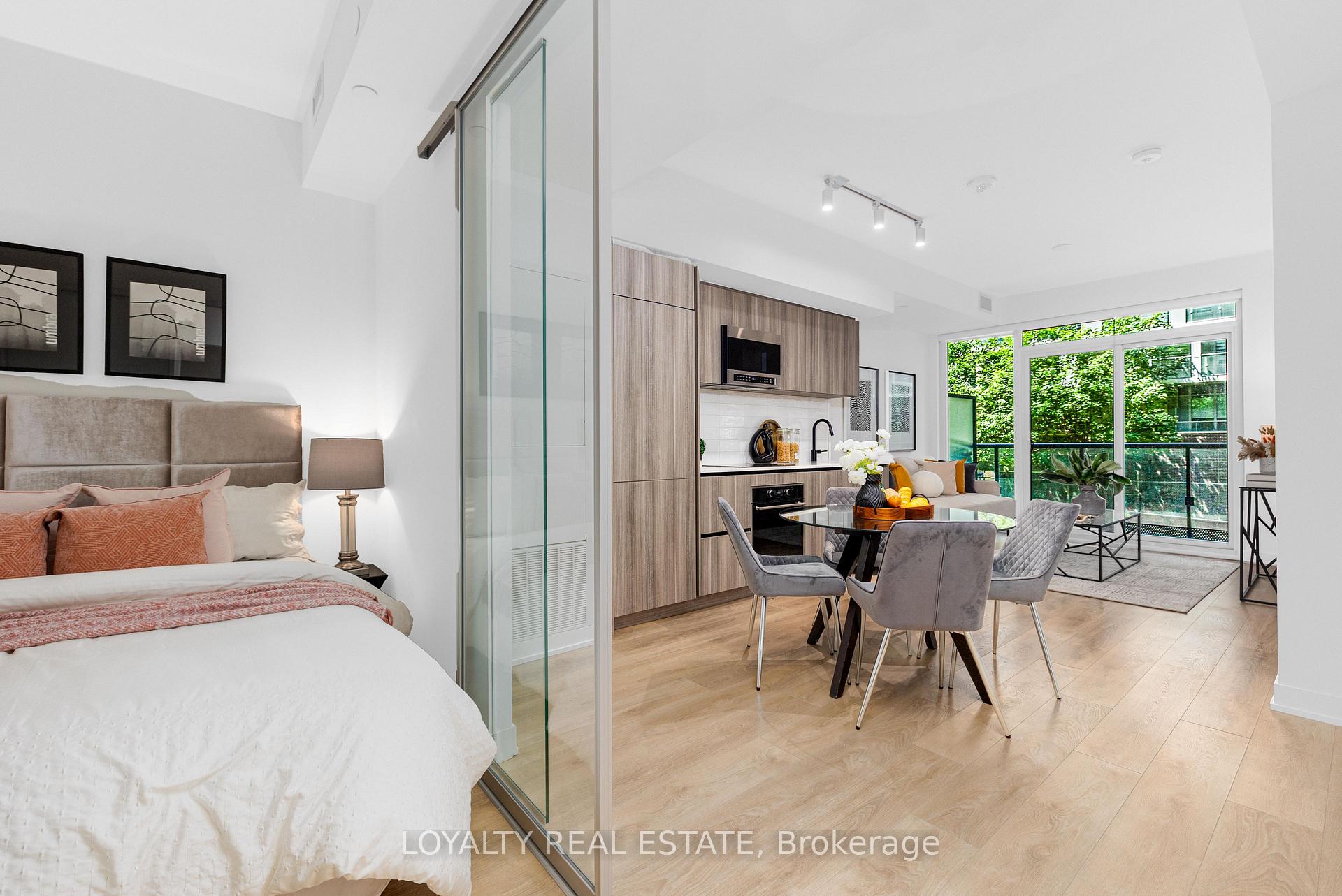 Photo 15 of Unit 211, 117 Broadway Avenue, Toronto, Mount Pleasant West — HOMEH