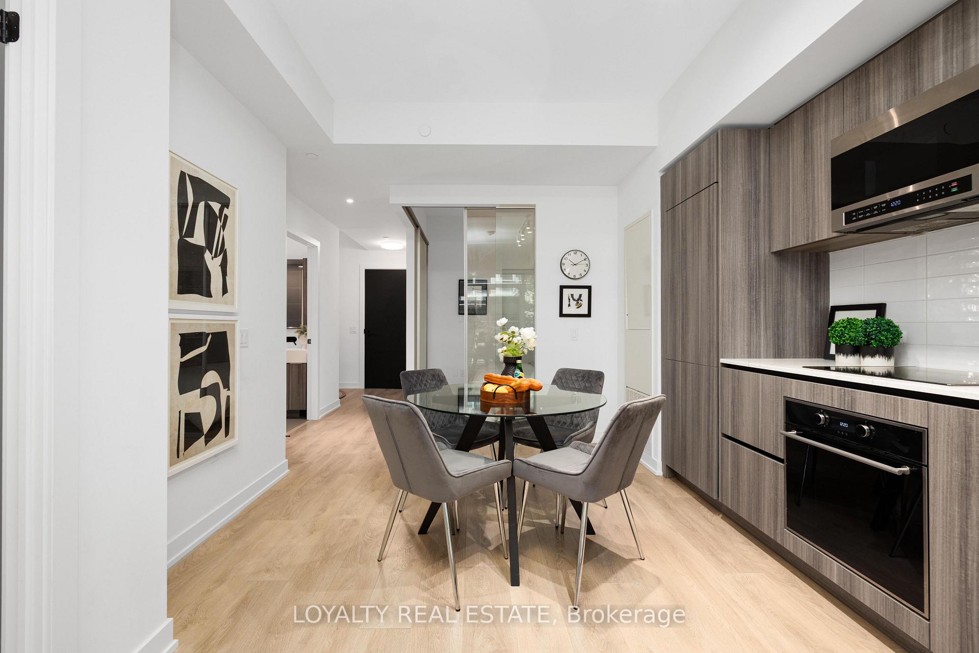 Photo 25 of Unit 211, 117 Broadway Avenue, Toronto, Mount Pleasant West — HOMEH