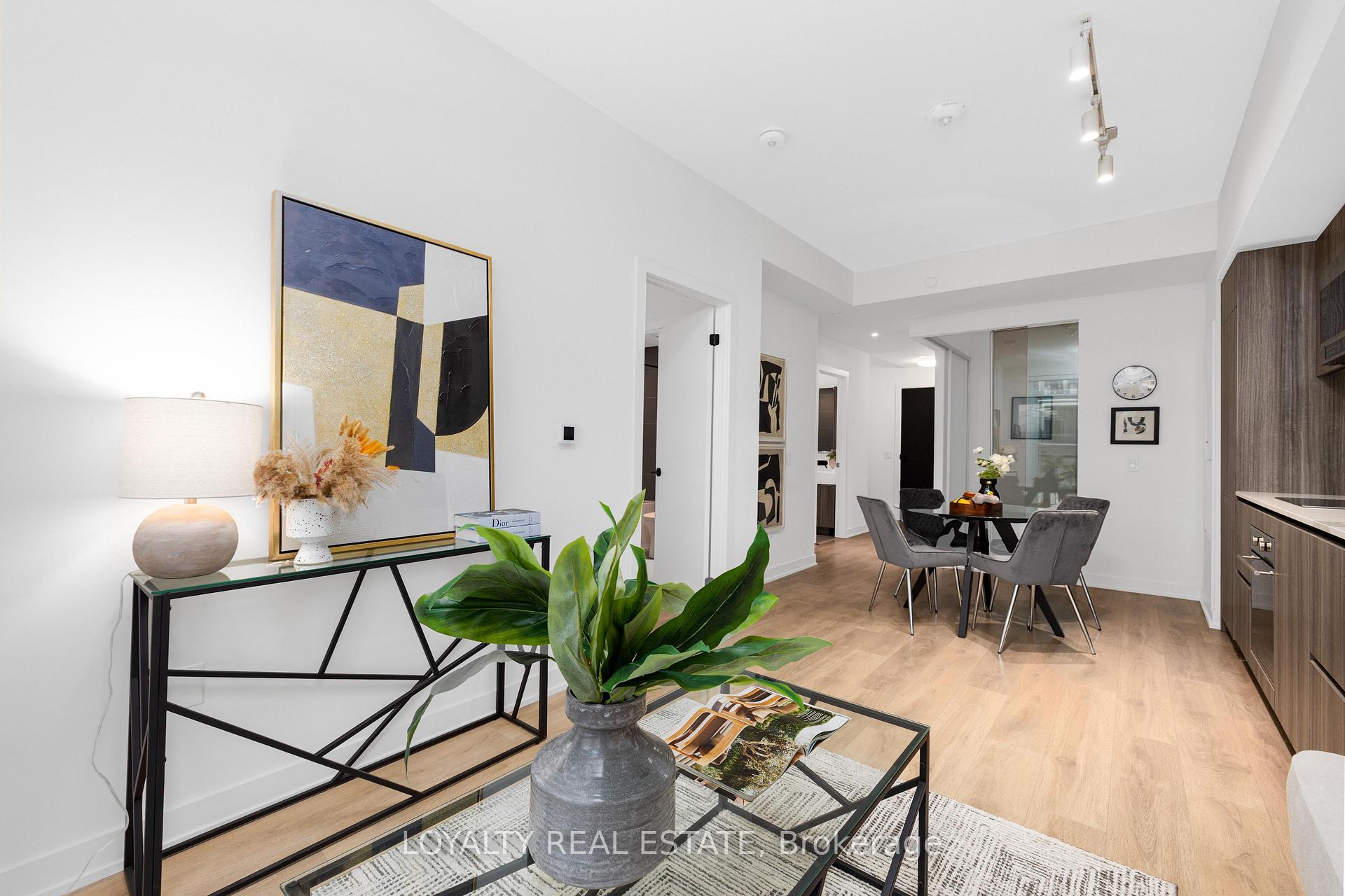 Photo 31 of Unit 211, 117 Broadway Avenue, Toronto, Mount Pleasant West — HOMEH