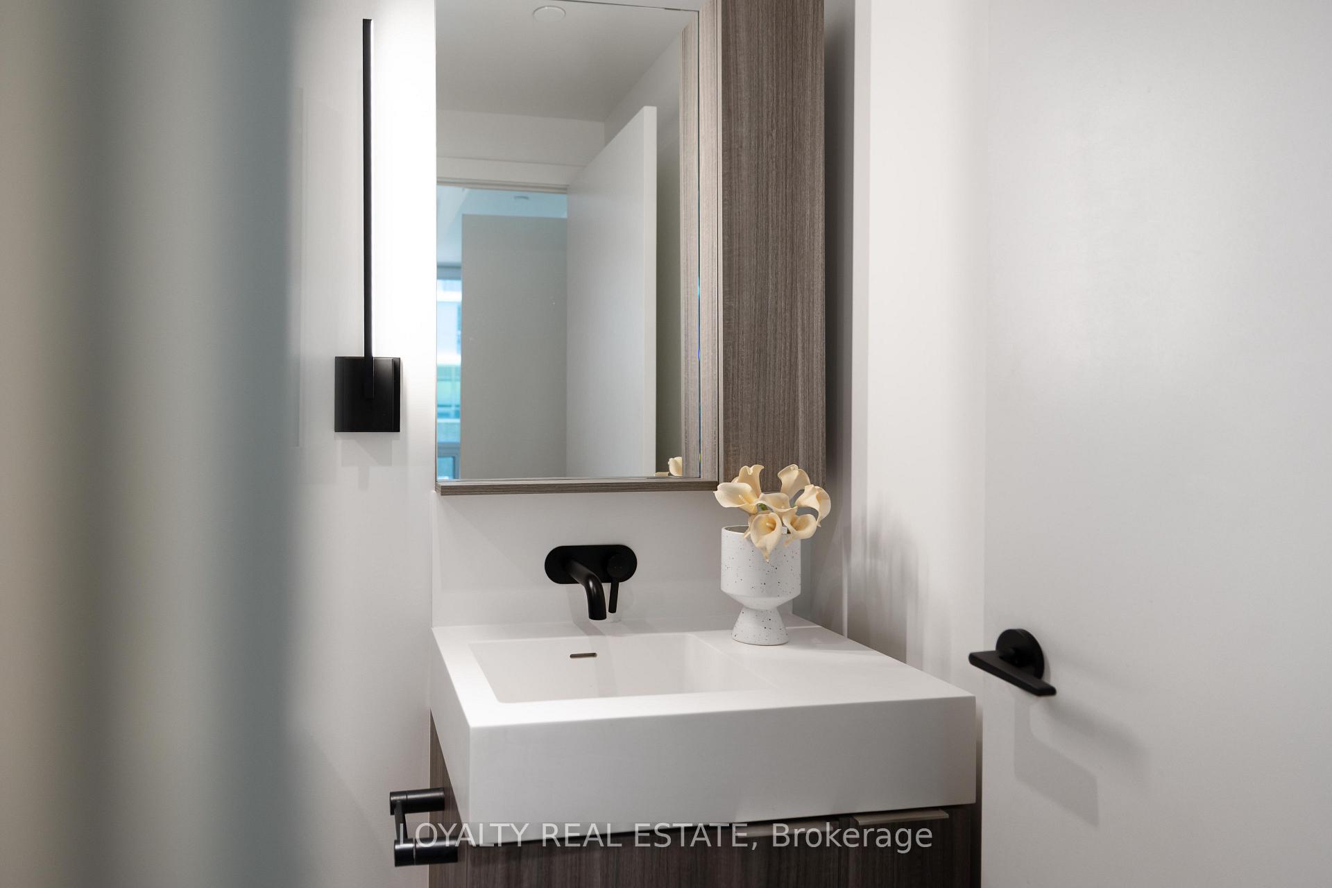 Photo 43 of Unit 211, 117 Broadway Avenue, Toronto, Mount Pleasant West — HOMEH