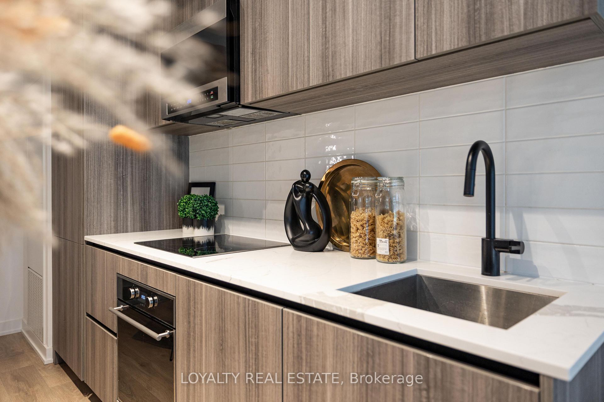 Photo 45 of Unit 211, 117 Broadway Avenue, Toronto, Mount Pleasant West — HOMEH