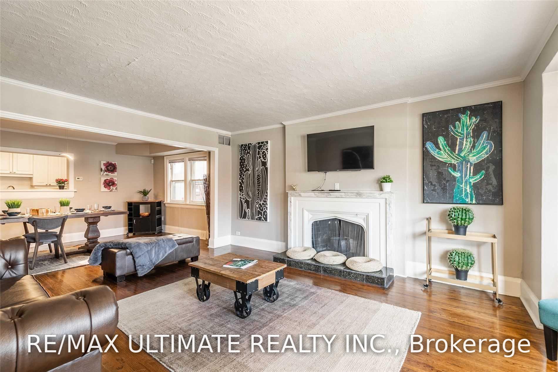 Photo 3 of Unit 4, 470 Oriole Parkway, Toronto, Yonge-Eglinton — HOMEH