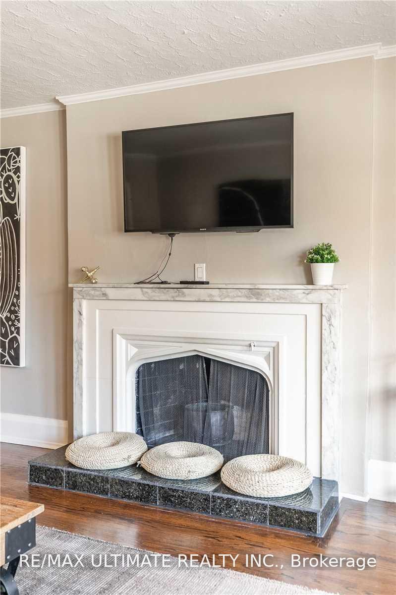 Photo 9 of Unit 4, 470 Oriole Parkway, Toronto, Yonge-Eglinton — HOMEH